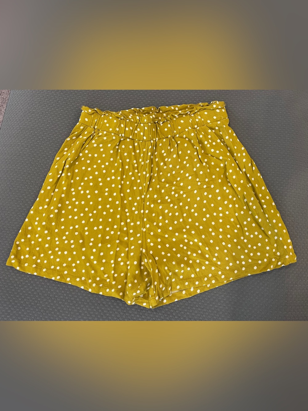 Goodthreads Chartreuse Yellow Green Polka Dot Paperbag Pockets Shorts M
